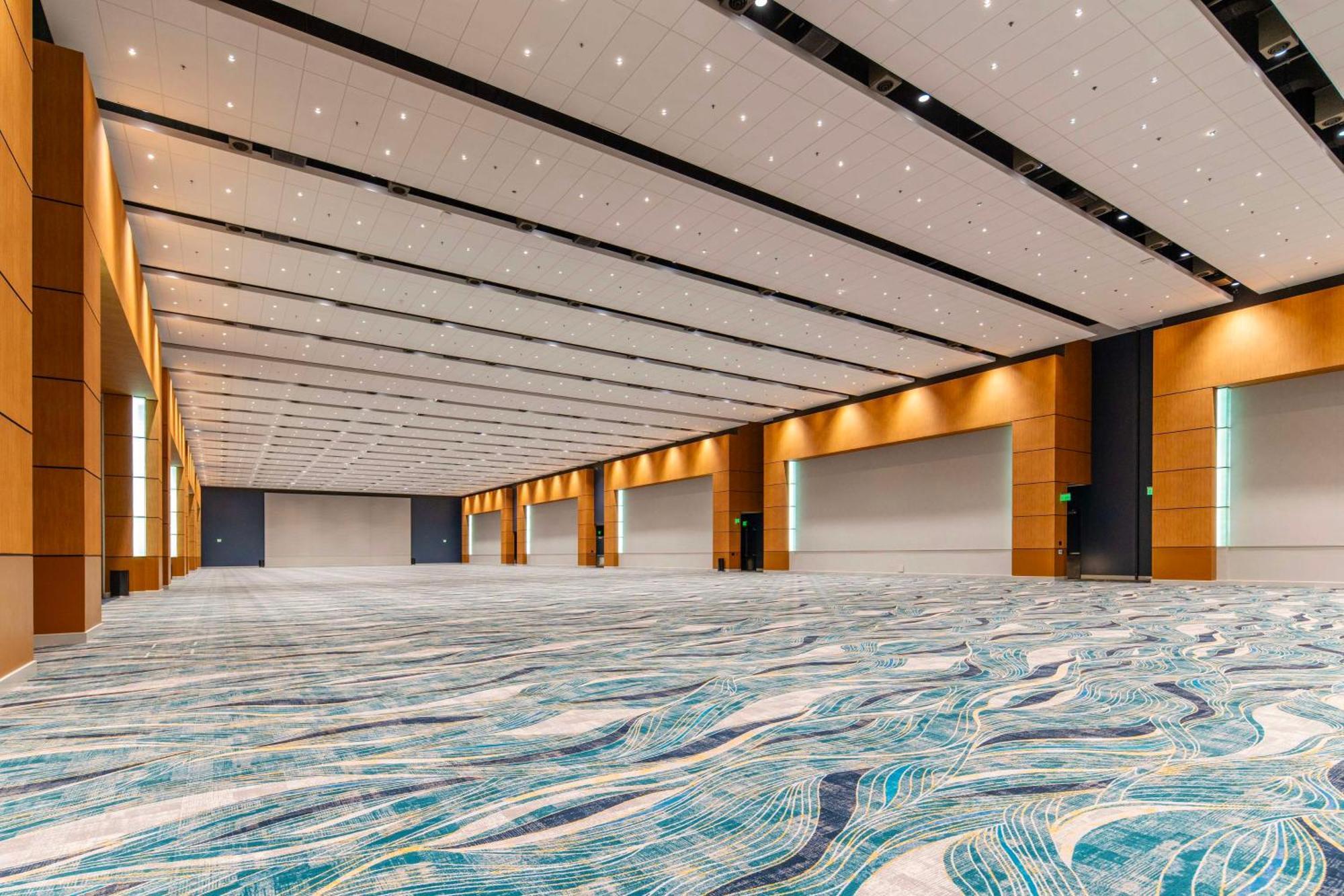 Doubletree By Hilton Hotel Cedar Rapids Convention Complex Eksteriør billede